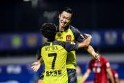 华体会体育赛事直播-强强对话，选手实力风光无限，谁能笑到最后？