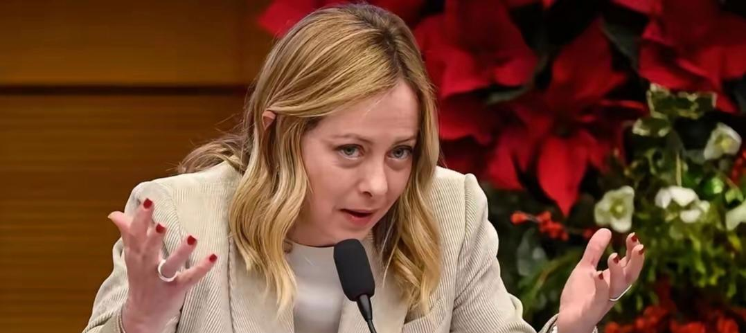 亚伦斯小胜杜伦姆，取得关键胜利