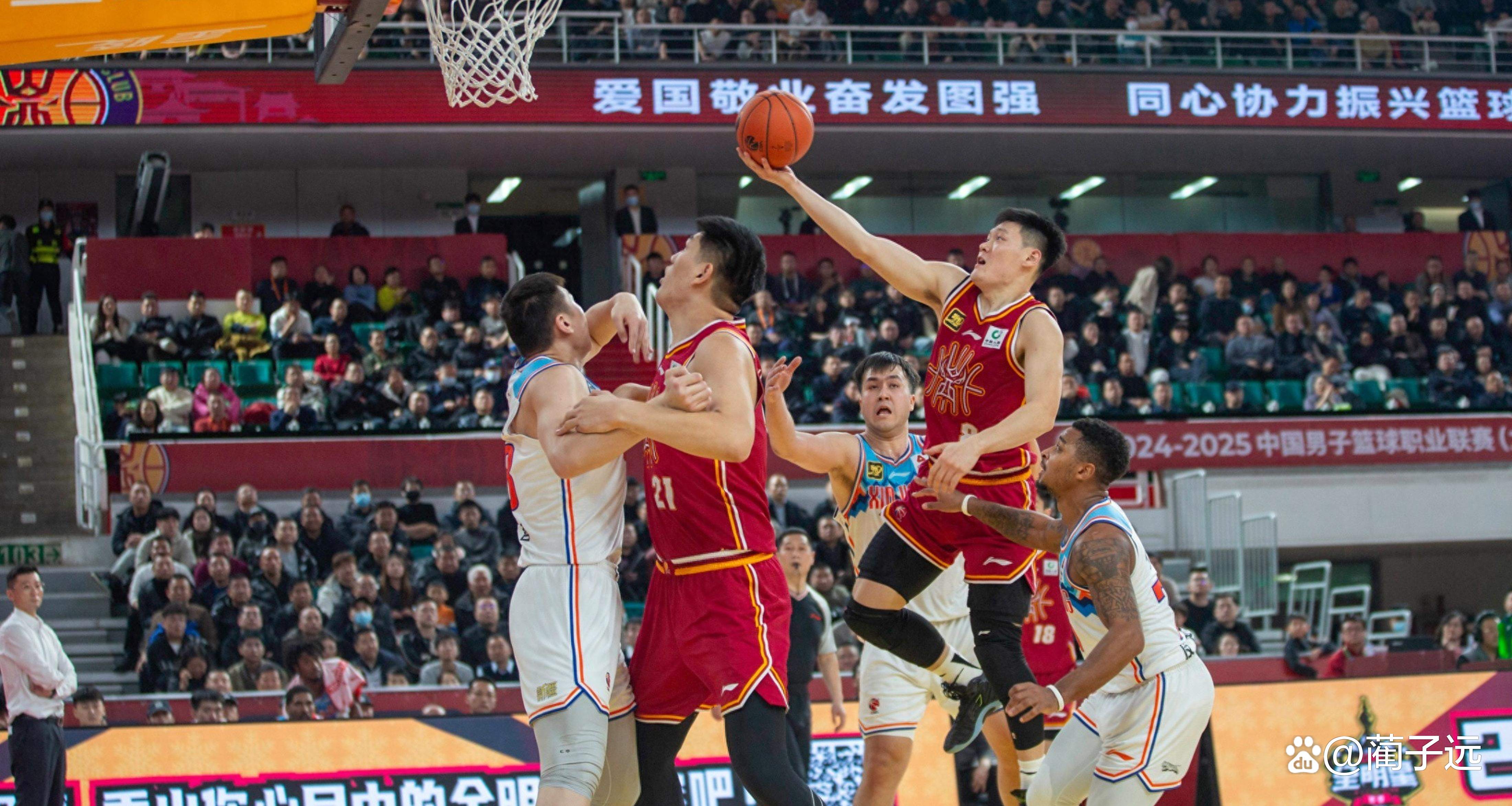 包含北京遭遇败退，球队全力备战的词条