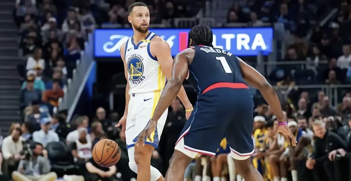 勇士主场击败湖人，晋级下一轮