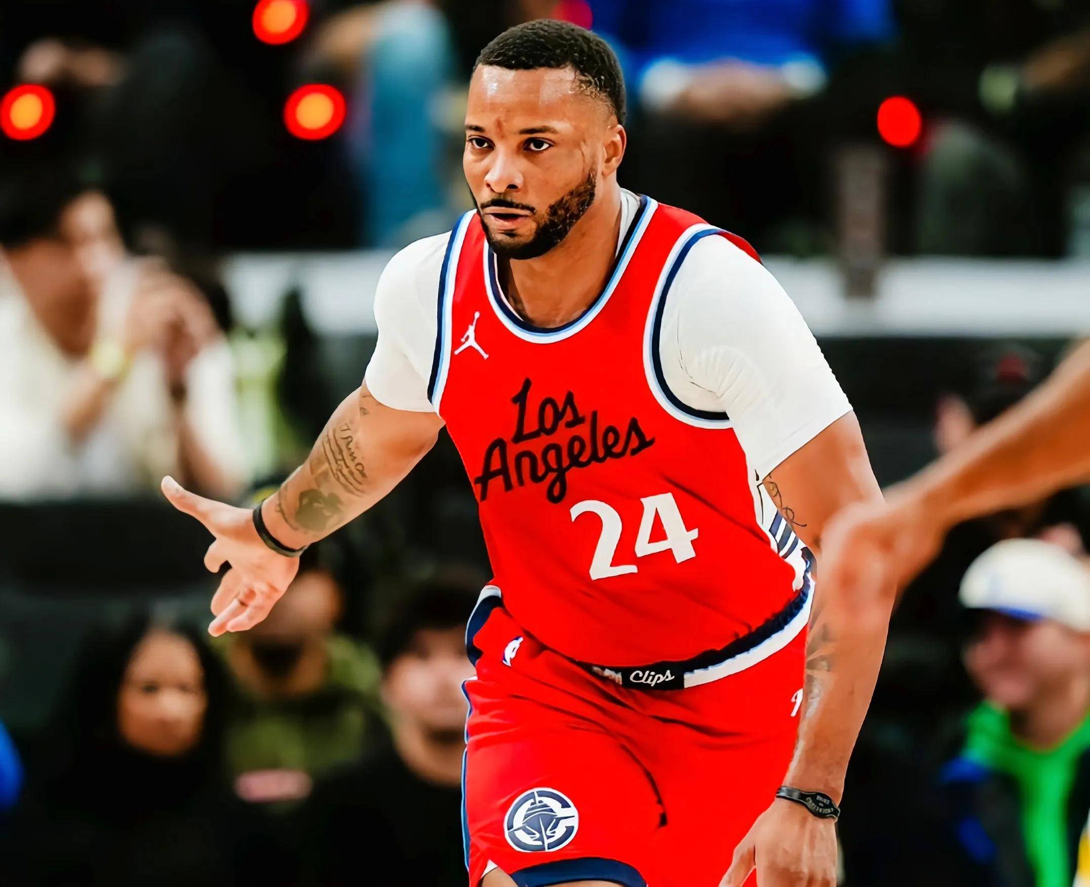 快船客场击败爵士获得领先