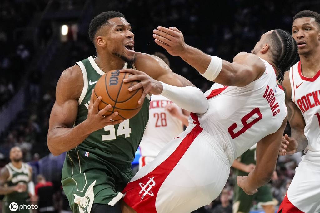 火箭客场险胜雄鹿，取得四连胜